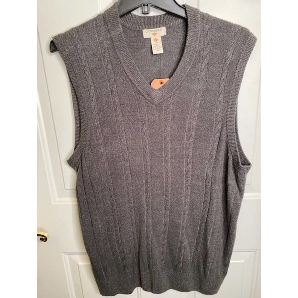Dockers Comfort Touch Men's Vest Size Large NWTs